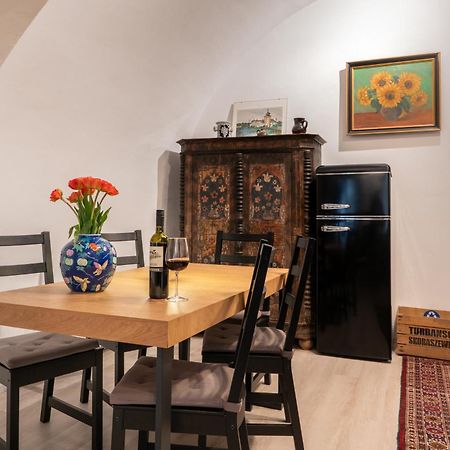 Altes Salzgewoelbe Badgasse Apartment Гмунден Екстериор снимка